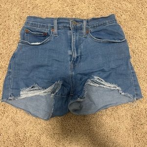 Levi’s jean shorts